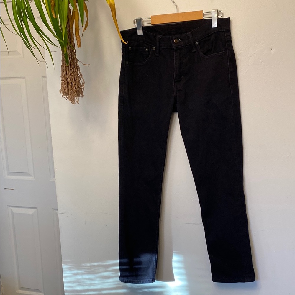 Levi 511 Dark Blue Jeans size 30
